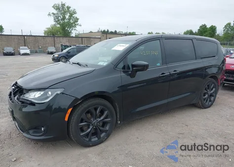 2020 Chrysler Pacifica Touring from USA, damaged, VIN 2C4RC1FG5LR150544